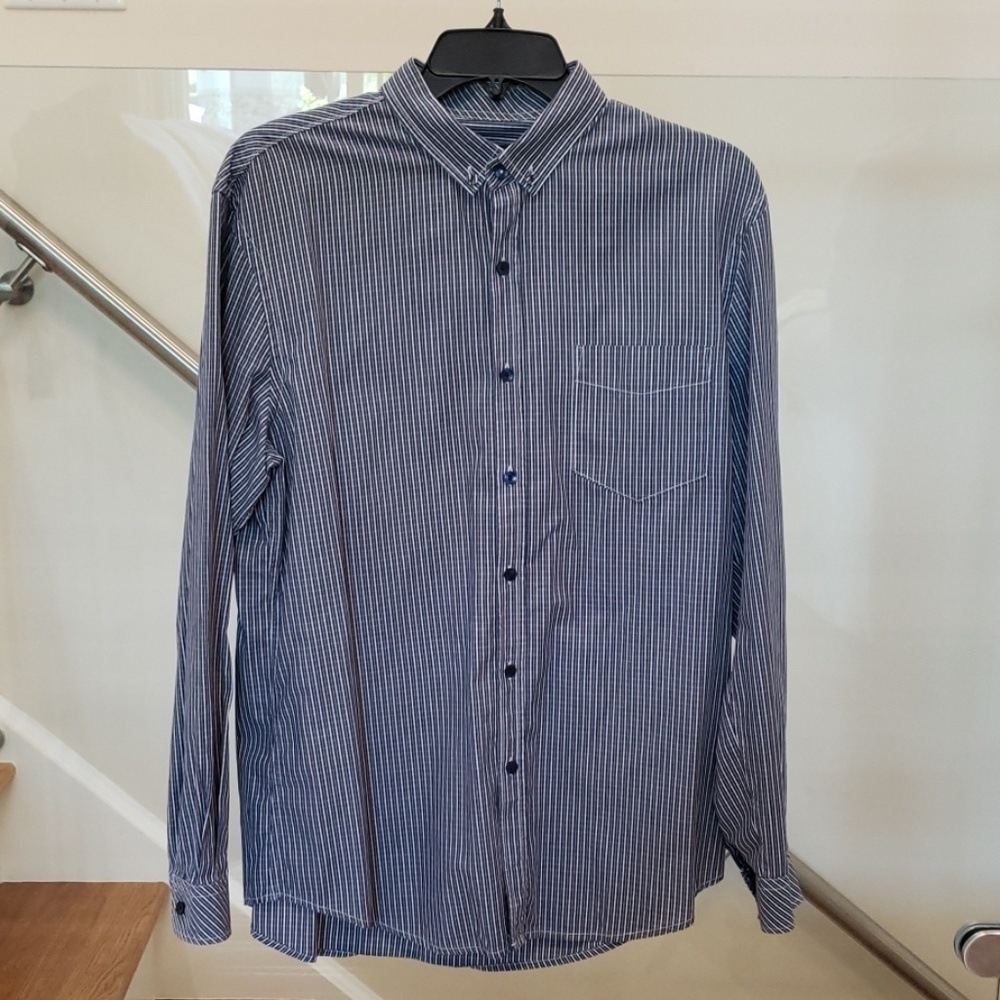 Ostin men's button down shirt. Size L
